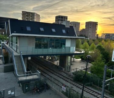 Batignolles Apartment | New Upscale 1 bedroom Apartment