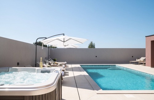 Vrsi Villa | New Villa 55-Vrsi heated pool jacuzzi sauna bbq sea view