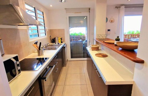 Saint-Denis House | New villa for 6 people located in Bellepierre, Saint-Denis