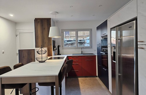 Aubenas Villa | New villa with pool and spa, Aubenas