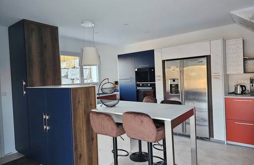 Aubenas Villa | New villa with pool and spa, Aubenas