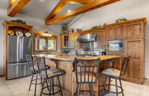 Fairway Meadows House | *NEW w/Discount!* Eagles Nest Chalet - Pet Friendly, Views, Hot Tub, Sauna, & Elevator