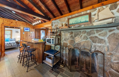 Fairhaven House | New West Island holiday home