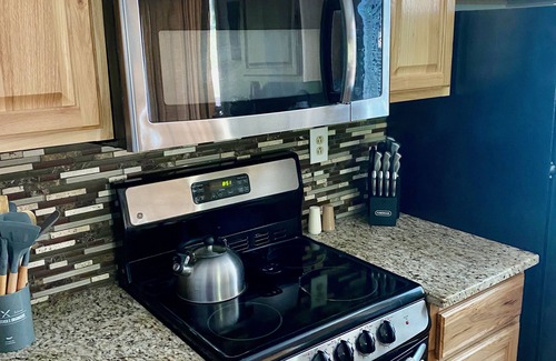 Winter Park Condo | NEW WP Mountain View near Downtown -K & Q Bed
