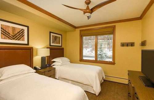 Peak 9 Resort | New Years Eve Week Valdoro Mountain Lodge Breckenridge, CO 12/30/2023-01/06/2024