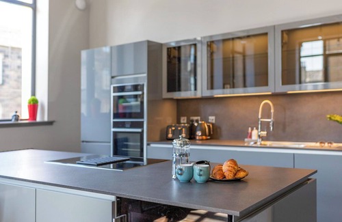Leith Apartment | New York Style Loft Apartment