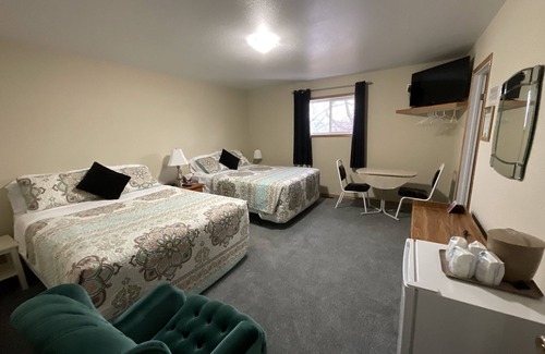 Drumheller Hotel | Newcastle Country Inn