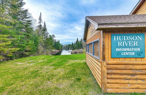 Essex County Cottage | Newcomb Retreat w/Mountain Views & Fire Pit!