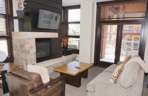 Snowmass Village Condo | Newer Base Village (Hayden Lodge) 2 bedroom condo with Valley Views! (203057)