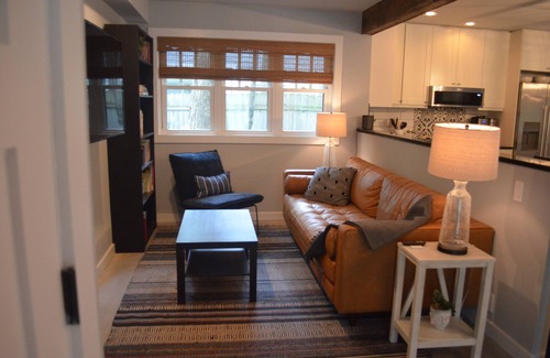 Union Pier House | Newer built cottage-short walk to beach