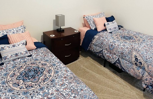 DeLand House | Newer home walking distance to downtown and Stetson University