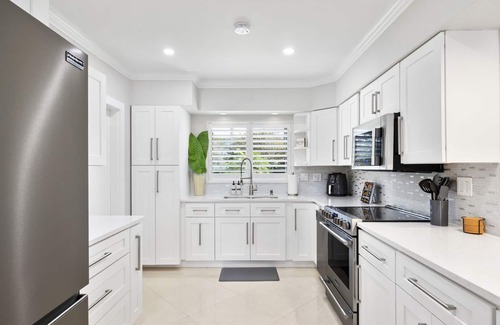 Harbor Village House | NewHeatedPool*Walk2Beach*BeachShuttle*Gameroom*BBQ*