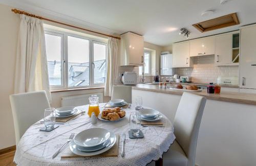 St Merryn Apartment | Newland