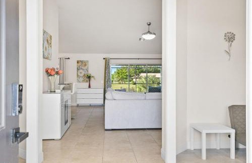 Oakland Hills House | Newley Built Oasis Heated Pool Waterfront retreat