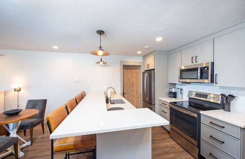 Whitefish House | Newley renovated ski-in/ski-out duel condo w communal hot tub and great views
