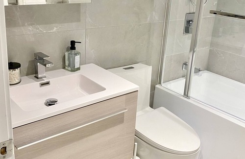 Little Italy Apartment | Newly built 1BDR APT in the Little Italy neighbourhood MTL