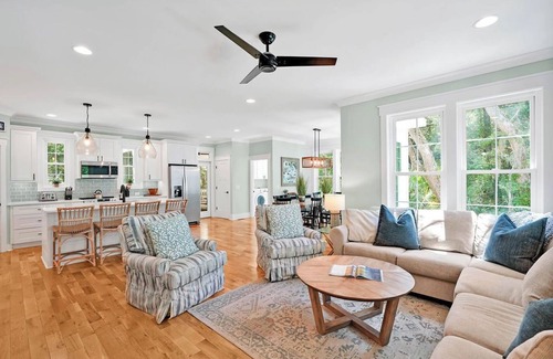 Bald Head Island House | Newly Built 2022 Sunlit 4 Bedroom 3 1/2 Bath Home with Top Amenities BHI Club