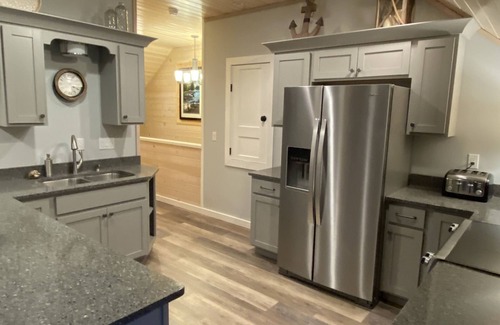 Boyne City Apartment | Newly Built Carriage House Apartment! - short walk to downtown Boyne City!
