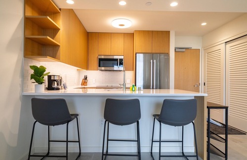 Ala Moana Condo | Newly Built Condominium "Sky Ala Moana " 26th Floor OceanView (SAW2605)