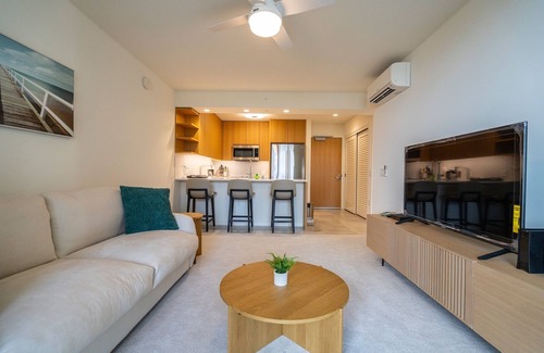 Ala Moana Condo | Newly Built, Hottest Condo at "Sky Ala Moana" 10th Floor 1 Bedroom (SAW1005)
