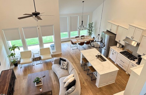 Weston House | Newly Built Luxury Home Perfect for Big Families