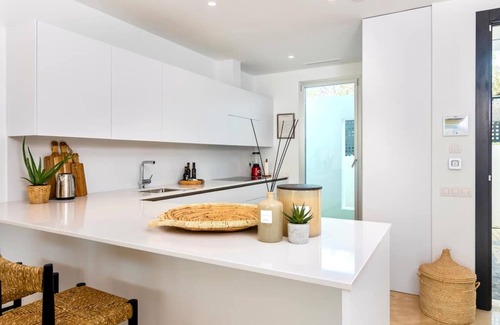 Marbella Cottage | NEWLY BUILT Townhouse w/ROOFTOP POOL in La Finca