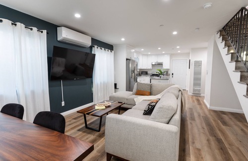 Lancaster House | ☞Newly Built☞Near the BLVD☞
