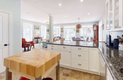 Spruce Head House | Newly-constructed, bayfront retreat with fast WiFi, firepit, & private beach