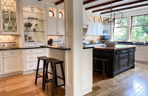 Wequetonsing House | Newly decorated Wequetonsing Home - Walking distance to downtown.