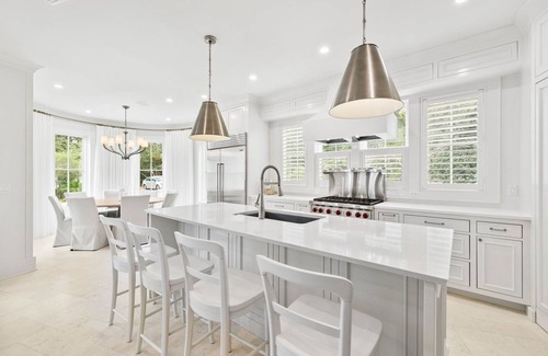 Seaside House | Newly Designed Custom Seaside Home with 6 Bedrooms + Next to Adult Pool/Fitness Center