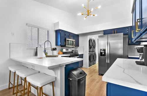 North Las Vegas House | Newly Modern 5BD with Pool