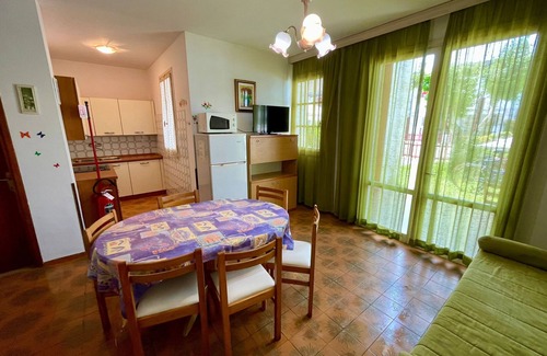 Porto Santa Margherita Villa | Newly renovated villa with private garden