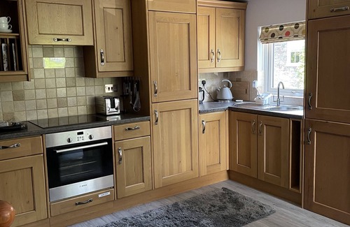 Grasmere Apartment | Newly refurbished 2 bedroom, 2 bathroom apartment right in the heart of Grasmere