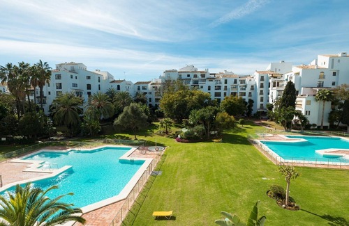 Puerto Banus Apartment | NEWLY REFURBISHED APT IN THE HEART OF PUERTO BANÚS