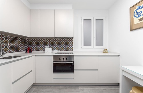 San Sebastian Apartment | Newly refurbished flat in Antiguo in walking distance to Ondarreta beach