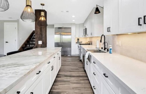 San Onofre House | Newly Remodeled Modern Coastal Gem