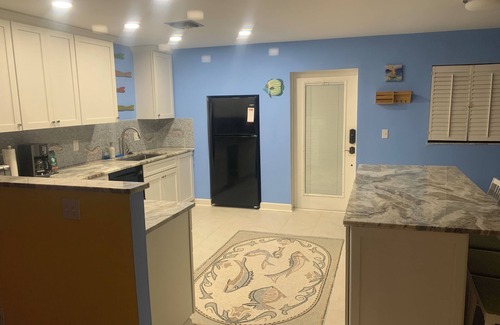 Saint James City House | NEWLY REMODELED-Peaceful Florida Island Home-5 minute canal ride to Gulf waters!
