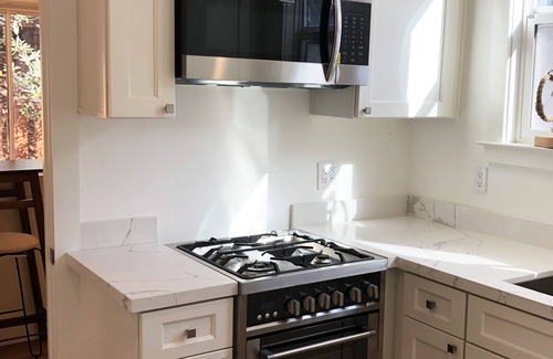 Sausalito House | Newly Remodeled 1 BR Apartment in the Heart of Sausalito