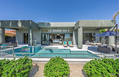 La Quinta House | Newly Remodeled 4,400 Square Foot Modern design with Pool and Spa. #065893