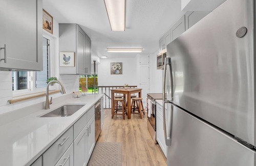 Alta Vista Area House | Newly remodeled 5-bedroom house 1.8 mi to Old Town Arvada Hot Tub, AC