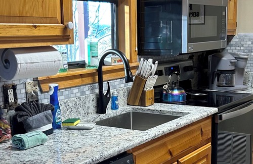 Wears Valley Cabin | Newly remodeled cabin with amazing views!