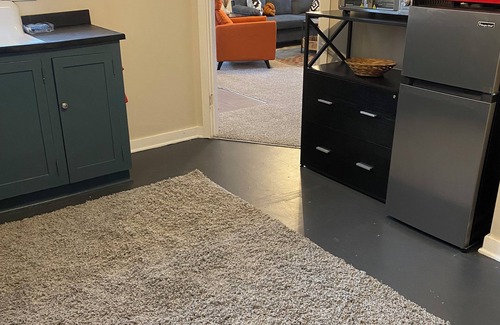 Pendleton Apartment | Newly remodeled desirable NW Hill homenlower Apartment Walk to RoundUp/Downtown