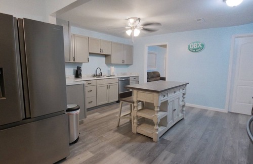 Manteo House | Newly Remodeled Grand Coastal Ranch, in the heart of Manteo, NC