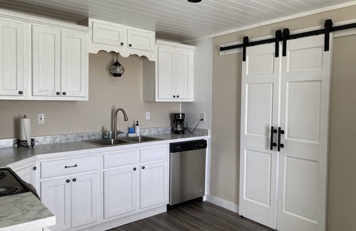 Ironton House | Newly remodeled offers many amenities with perfect location!