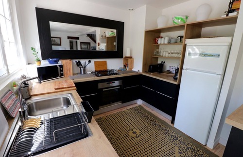 Piraillan House | Newly renovated country house in a beautiful location, garden + terrace, quiet