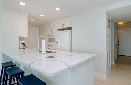 Shell Island Condo | Newly renovated top floor condo in Duneridge!