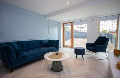 North West House | Newly Renovated 3 Bedroom Modern House