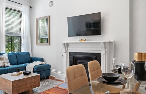 Central Park North House | Newly Renovated 3BR Oasis Walk to Columbia Uni