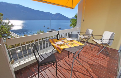 Cardada Apartment | Newly renovated apartment on the lake promenade with magnificent views of Ascona