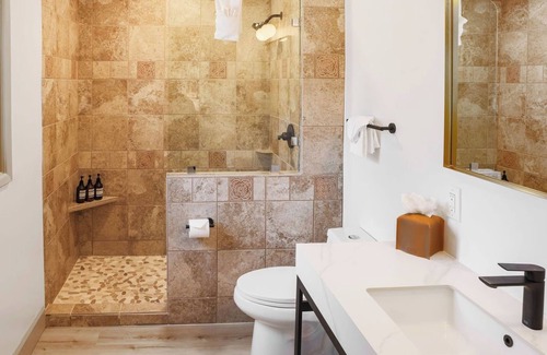 Solvang House | Newly renovated boutique hotel in heart of Solvang, California - dog friendly
